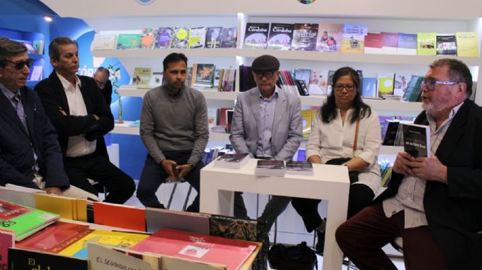En este momento estás viendo La voz de los autores de Corprens en la Feria del Libro
