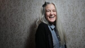 Lee más sobre el artículo Felipe VI entregará el Premio de Poesía Joan Margarit a la poeta Sharon Olds