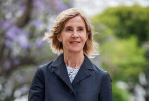 Lee más sobre el artículo Poesía contemporánea: voces emergentes que están revitalizando el género