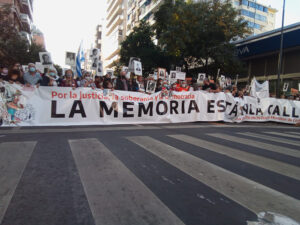 Lee más sobre el artículo Atacan y amenazan a una joven de la agrupación HIJOS