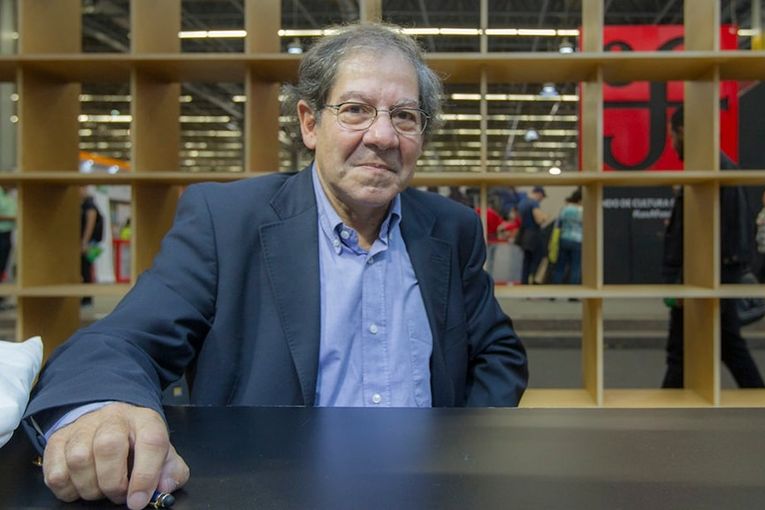 Lee más sobre el artículo Nuno Júdice falleció en Lisboa. Fue un poeta referente de Portugal