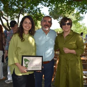 Lee más sobre el artículo España: Laura Sanz Corada recibió el “I Premio Nacional de Poesía al Natural”