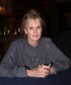 Lee más sobre el artículo Siri Hustvedt: Una fuerza intelectual en la literatura contemporánea