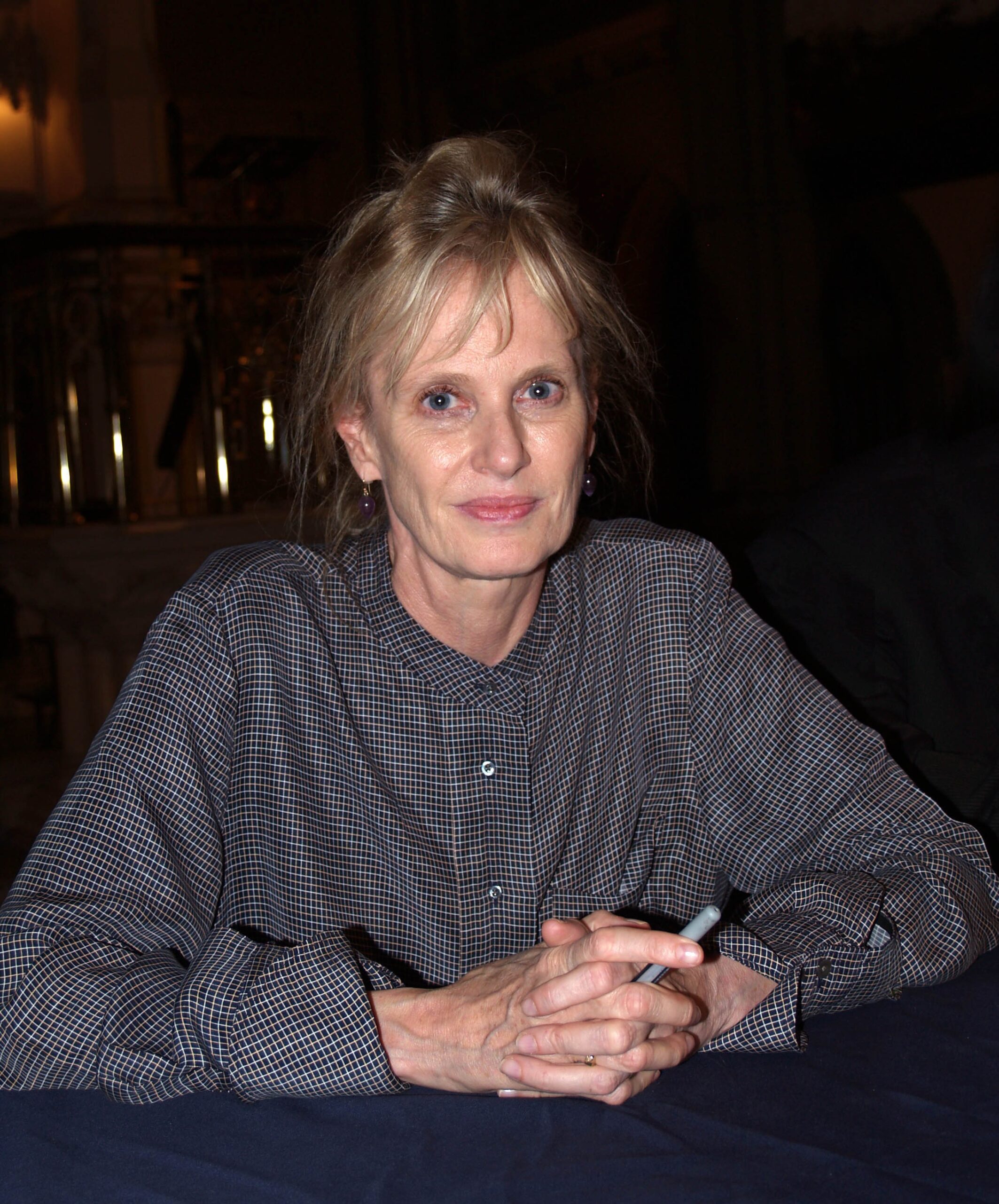 En este momento estás viendo Siri Hustvedt: Una fuerza intelectual en la literatura contemporánea