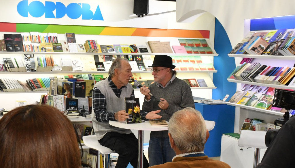 En este momento estás viendo Aldo Parfeniuk presentó sus últimos dos libros en la Feria del Libro de Buenos Aires