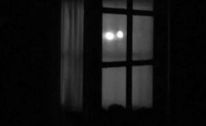 Lee más sobre el artículo «Solo en la noche», el capítulo 16 de la novela online de Alejandro Frias