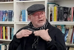 Lee más sobre el artículo ¿Pedro Solans aborda la poesía negra?¿Existe esa poética?