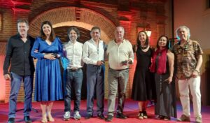 Lee más sobre el artículo Noche mágica en el Festival de Poesía en El Laurel
