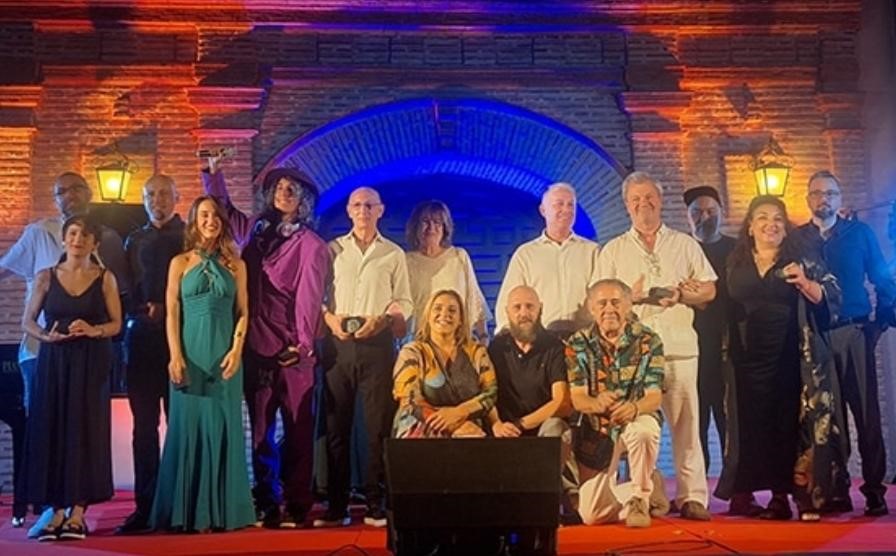 En este momento estás viendo Comenzó el Festival Internacional de Poesía en El Laurel en Granada