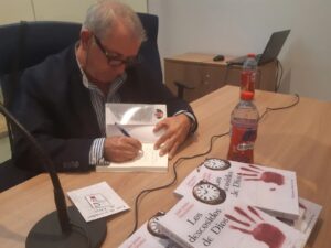 Lee más sobre el artículo Pespuntes sobre “Los descosidos de Dios” de Juan Jesús Hernández