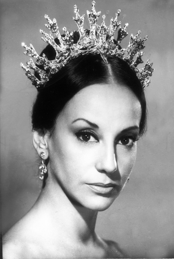 Lee más sobre el artículo 12 años sin Olga Ferri la Prima Ballerina del ballet argentino