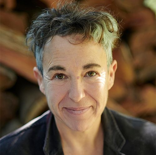 En este momento estás viendo Gabriela Cabezón Cámara, ganadora del Premio Sor Juana Inés de la Cruz 2024