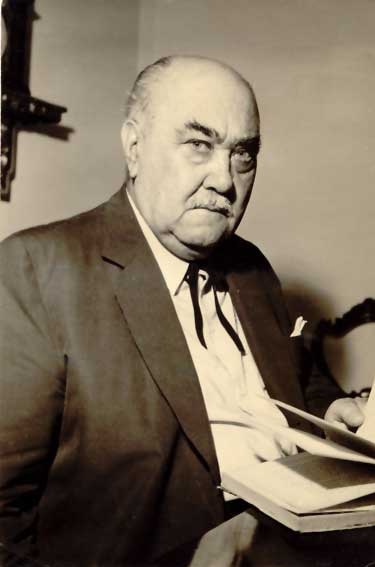 Lee más sobre el artículo ¡Feliz cumpleaños Arturo Jauretche!