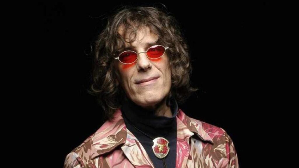 Hoy cumpliría 75 años Luis Alberto Spinetta. ¡Feliz cumple Flaco querido!