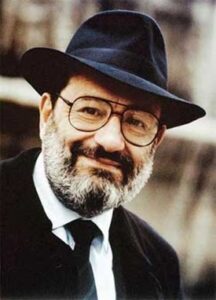 Lee más sobre el artículo Hoy cumpliría 93 años Umberto Eco: un autor faro para la literatura, la filosofía y la semiótica
