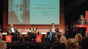 Lee más sobre el artículo Vázquez Montalbán entra en la Caja de las Letras: el legado de un cronista esencial