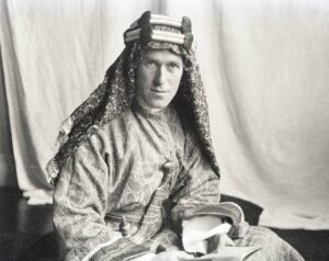 Lee más sobre el artículo T.E. Lawrence (o Lawrence de Arabia): el hombre que quiso cambiar el desierto